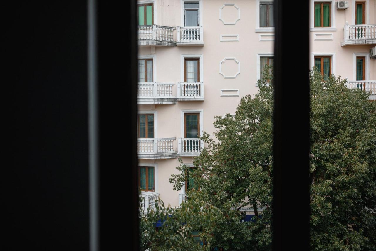 Mariinsky Boutique Hotel Batumi Exterior photo